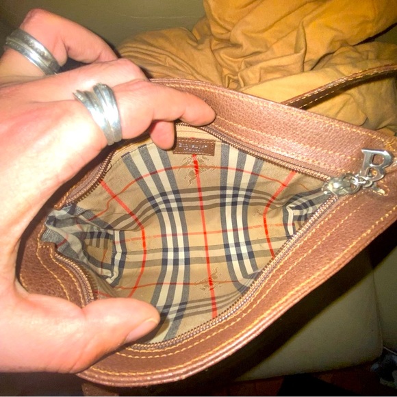 Vintage HIPSTER authentic Burberry shoulder bag leather - Picture 11 of 15
